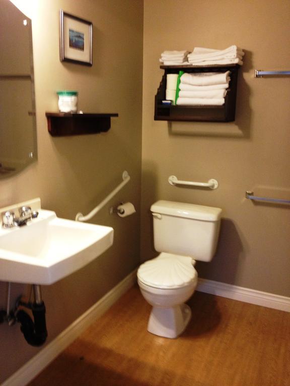 Mcintyre'S Cottages Baddeck Bilik gambar