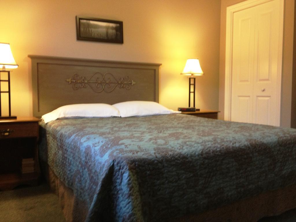 Mcintyre'S Cottages Baddeck Bilik gambar