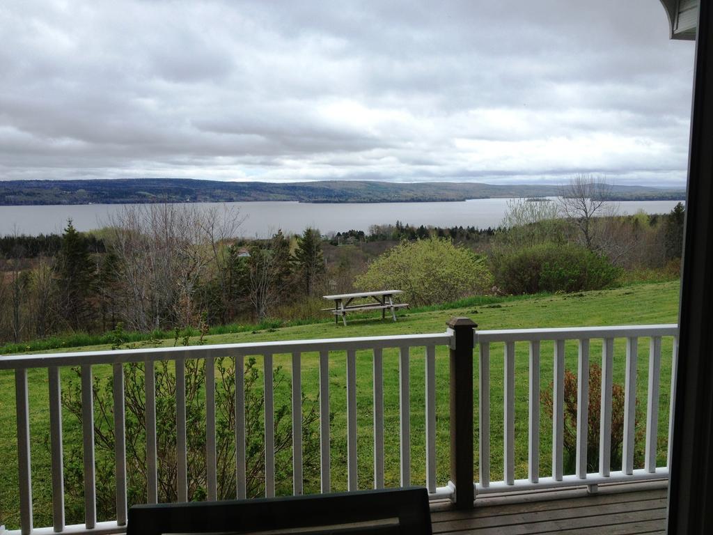 Mcintyre'S Cottages Baddeck Bilik gambar
