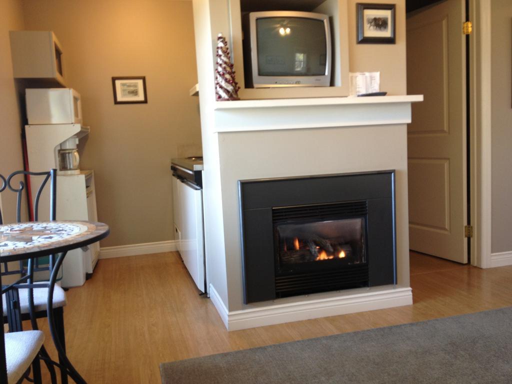 Mcintyre'S Cottages Baddeck Bilik gambar